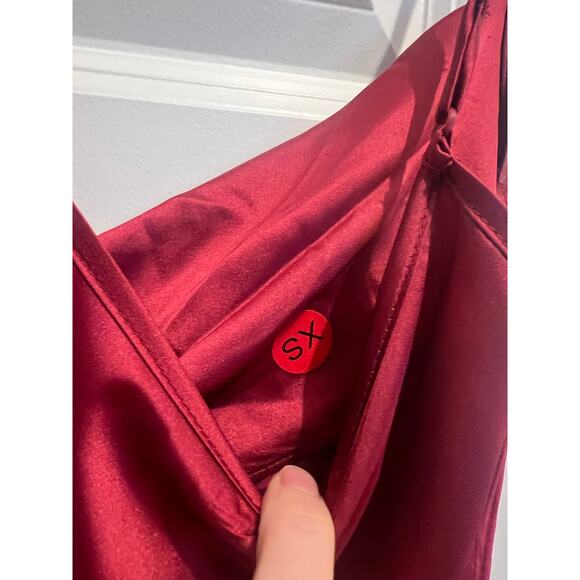 Deep red satin midi slip dress soft draped cowl neck adjustable spaghetti straps - Picture 5 of 8